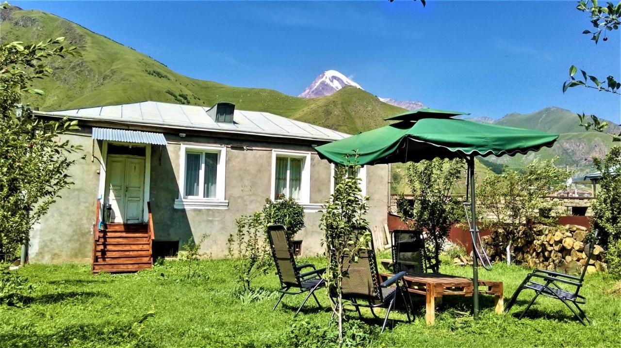 Kazbegi Green Yard Exterior photo